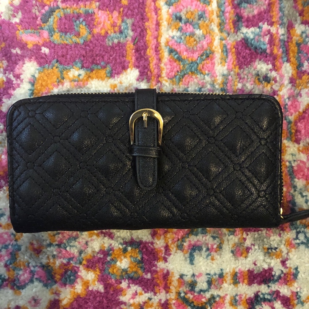 BLACK WALLET